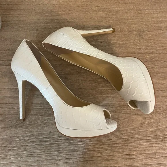 Ivanka Trump White Alligator Peeptoe Heels - Picture 1 of 4